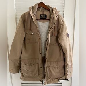 Burton Ski Jacket 🌟🌟 Size large, Unisex, Kacky exterior color